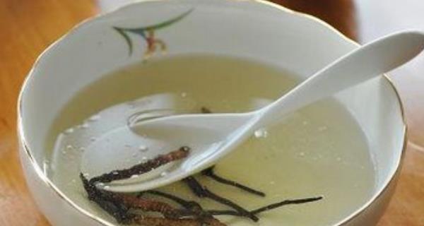 虫草花可以泡水喝吗（虫草花泡水的效果和注意事项）