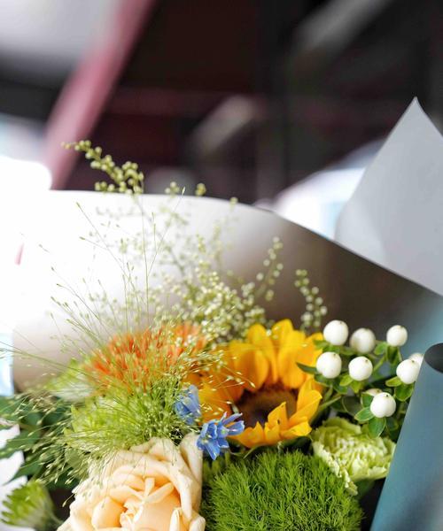 送什么花合适（如何选择花束）