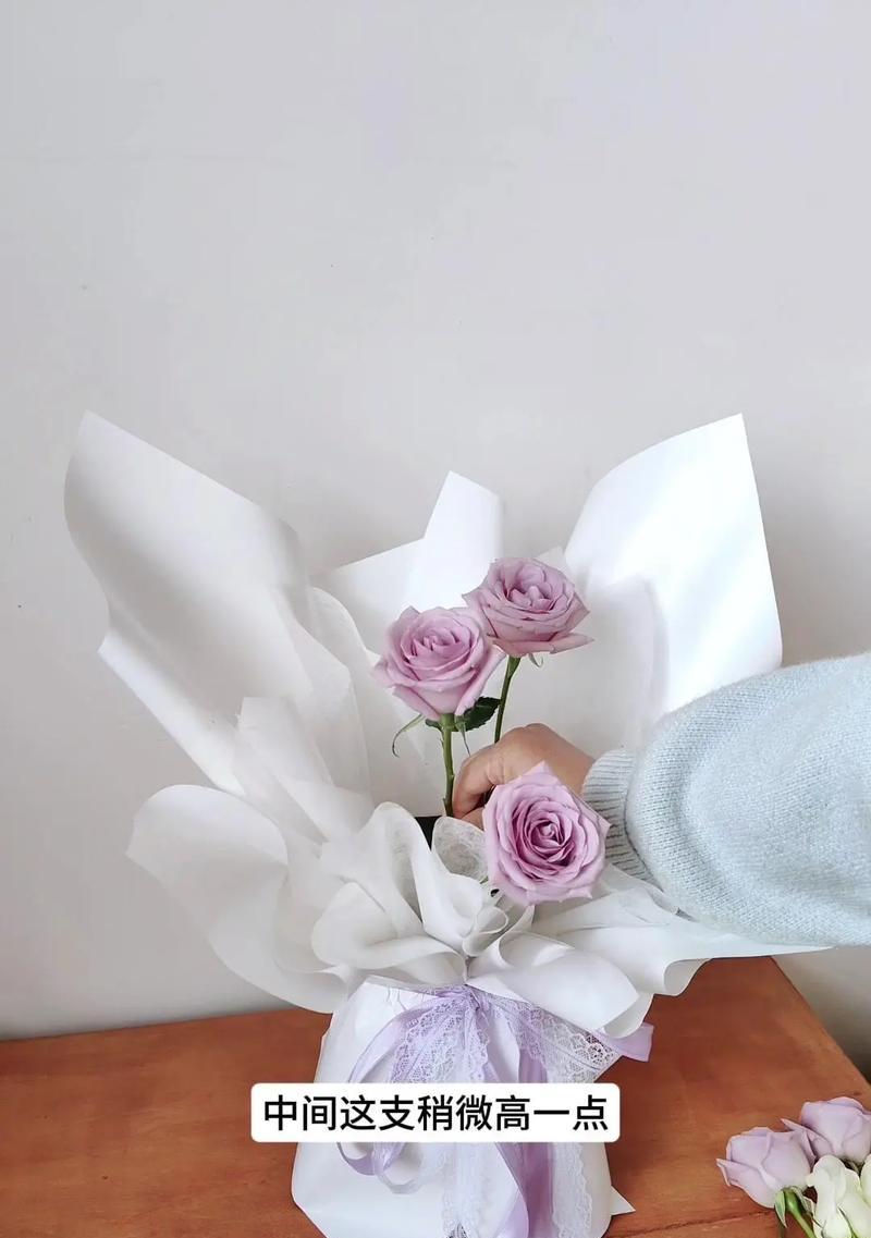 22朵玫瑰花的插花技巧是什么？