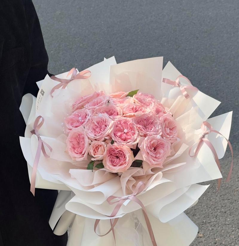 3束玫瑰花的花语是什么？送3束玫瑰花代表什么意义？