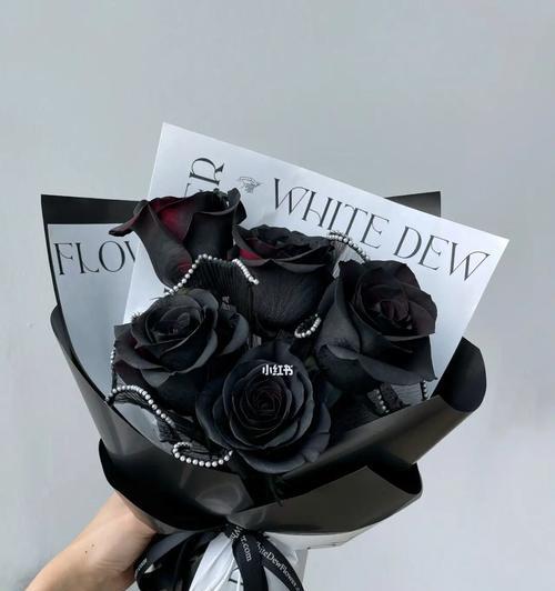 黑色的玫瑰花代表什么？黑色玫瑰的花语有哪些？